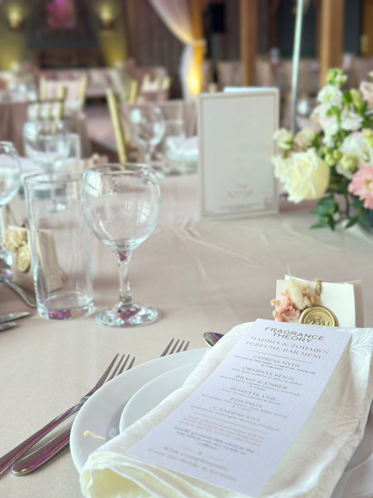 Scentscaping Your Wedding: The Art of Designing Atmosphere Through Fragrance